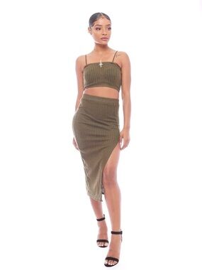 Ribbed Olive Green Midi Skirt with Side Slit